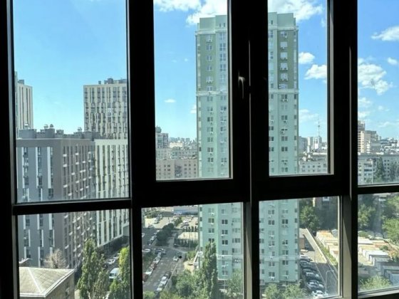 2-кімнатна квартира  Мстислава Скрипника 40 Київ