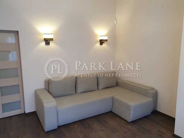 Чудова квартира в самому центрі, Велика Житомирська 31 - фото 1