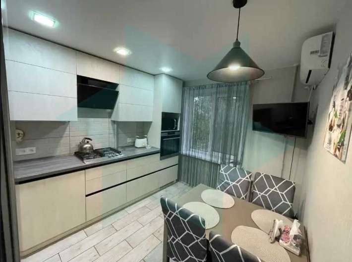 Продам стильну 3к квартиру на Квітки Цісик/косіора/калинова/байкал/ - фото 1