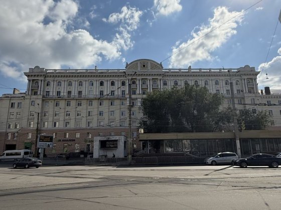 Продаж 3х кімн Сталінка з ліфтом центр Яворницького