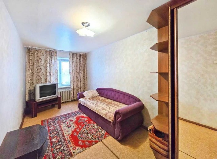 Продам уютную 3-к квартиру проспект Поля Вакуленчука Стромцова - фото 1