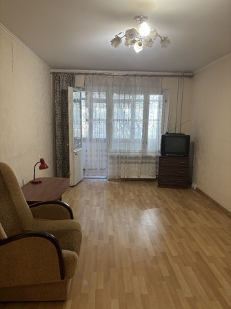 Продажа 1 комн. квартиры по ул. Школная - фото 1