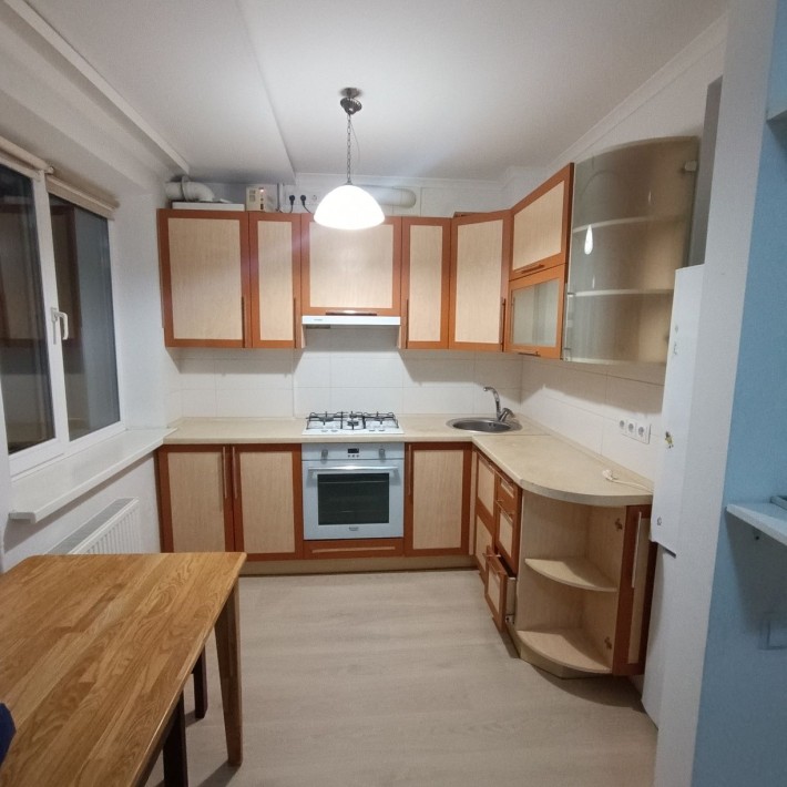 Продам 3 кімнатну квартиру на Яновського - фото 1