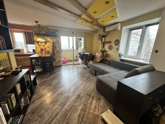 Продаж 1к.квартири на пр.О.Поля.