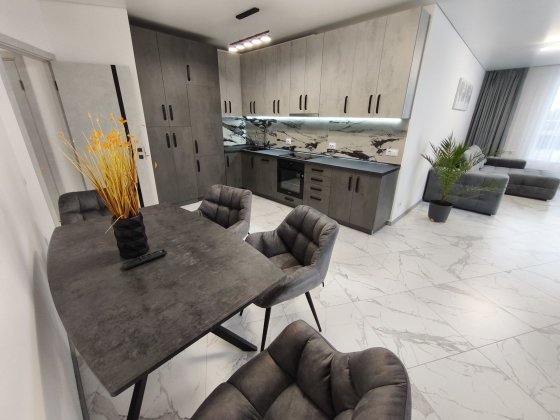 Вул.Кульпарківська 93 парус сіті Львів