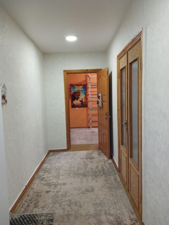 Продається 2-ох кімнатна квартира з видом на набережну - фото 1