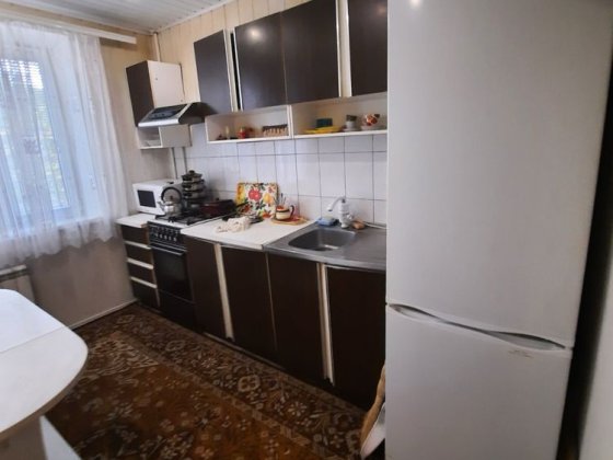 Продам 3-х комнатную квартиру бул. Строителей (собственник) Запорожье