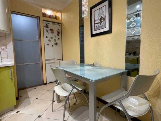 Продаж 3-к квартири на ж/м Тополя-1, можливий безготівковий розрахунок Днепр