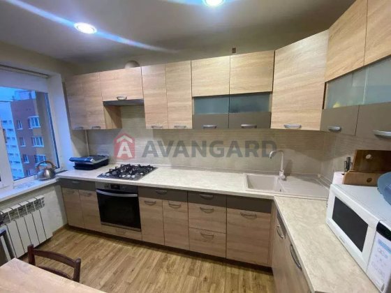 Продам 3-ком. Калиновая,свет есть Днепр