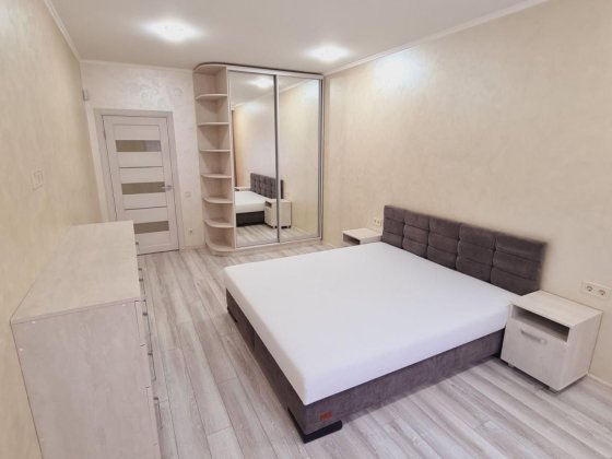 Продаж 2ох кім квартири в ЖК Америка вул.Володимира В Франк рн Львів