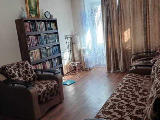 Продам уютную 1к квартиру пр Поля 17 Центр парк Глобы