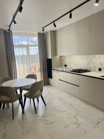 Продаж 2-кімнатної квартири в ЖК «Мальви» | вул. Угорська, 14Є - фото 1