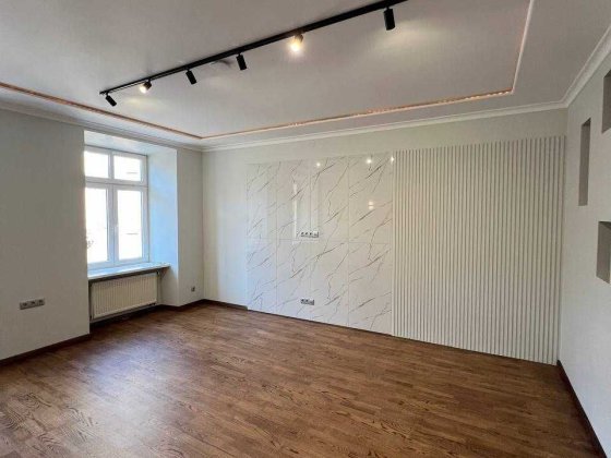 Продаж 2-кім. квартири в центрі на вул. Галицька Львів