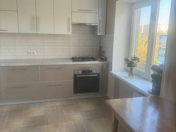 Продажа 4 ком. квартиры в Александровском р-не Запорожье