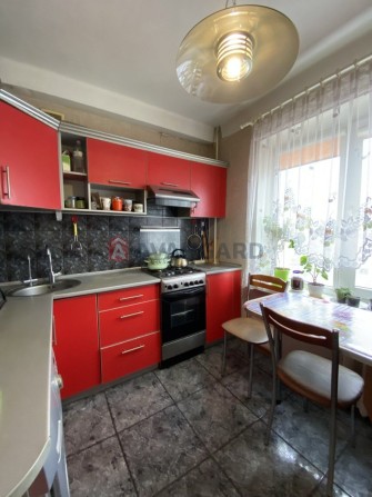 Продається 2-кімнатна квартира Шкільна 32 - фото 1