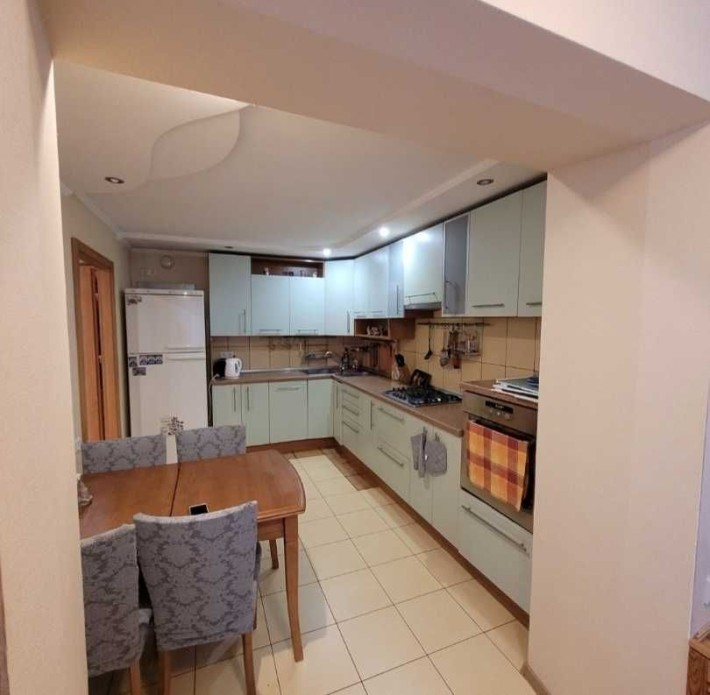 Продажа 4 ком. 117 м2 элитной кв.  с 2 паркоместом ул.Школьная - фото 1