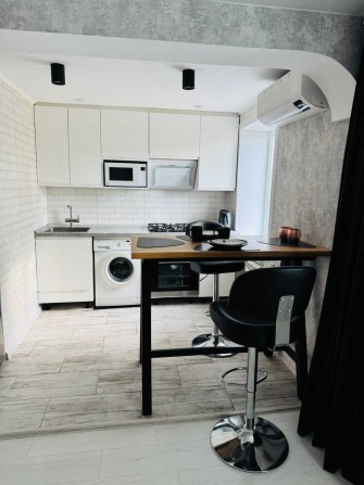 Продам 2х к.кв в Центрі Запоріжжя - фото 1