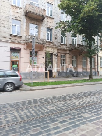 Продаж 2х к просторої квартири вул Бандери центр ЛЬвів! - фото 1