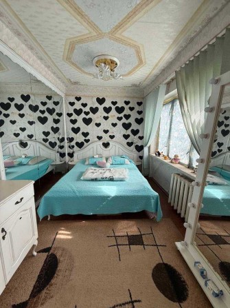 Продам 2 комнатную квартиру Сухой фонтан - фото 1