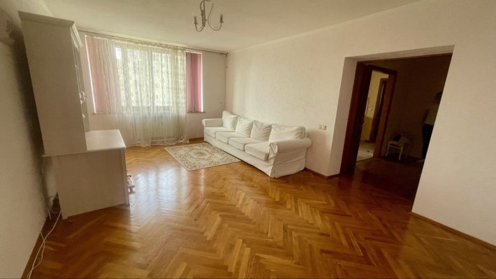 3к(83м2) на Березняках(Тичини, Шумского, Дніпровська набережна) - фото 1