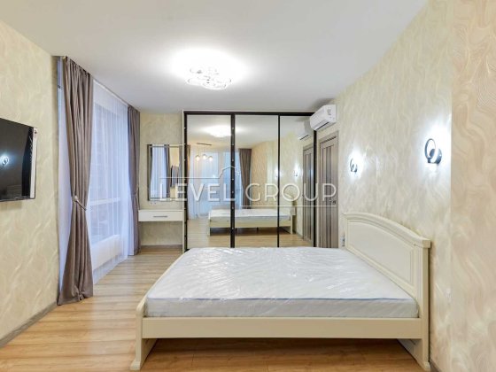 2 кім 78,25 м.кв. ЖК Great  Дніпровська набережна 15д Київ