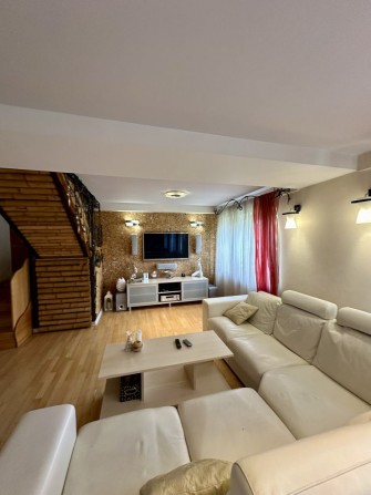 Продаж 3к квартири Русавновка - фото 1