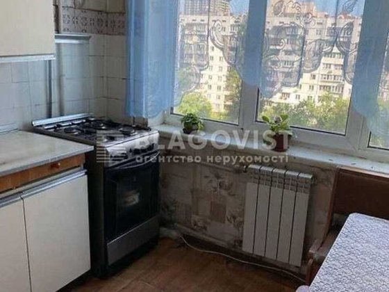 Продаж 3-х кім квартири ГАЗ Оболонський проспект 16Е метро Мінська Киев