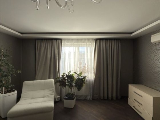 Метро Дарниця, двокімнатна квартира. Дарницький бульвар Киев