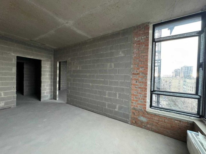 Продажа 1-комнатной квартиры в ЖК TRIIINITY 68m2 - фото 1