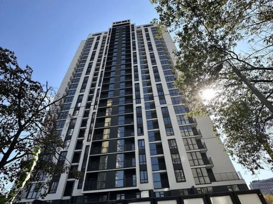 Жк Метрополія 2. 40м. З документами. Генератор. Киев