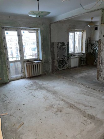 Оболонь. Метро Мінскька. 3кімнатна квартира - фото 1