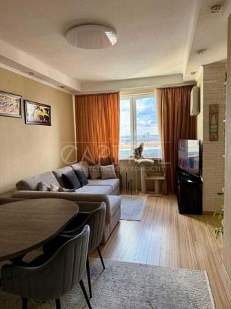 Продаж видової квартири біля парку Наталка | Івасюка 45м24А - фото 1