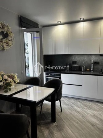 Продаж 2х квартири Троєщина, ЖК Милославичі , вул. Закревського 101-Б - фото 1