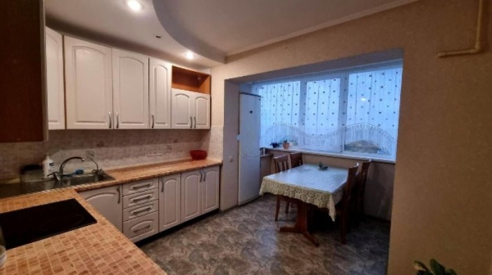 Простора 2-к квартира Оноре де Бальзака 10 - фото 1