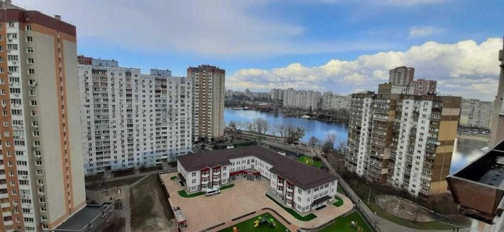 60 м2. Драгоманова, 1 А, м. Позняки. Осокорки. - фото 1