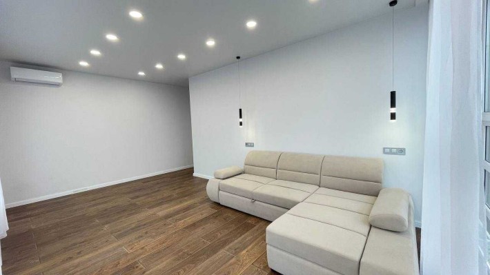 Продам 2к квартиру в ЖК Бережанскький, Гулака 4, можлива Єоселя! - фото 1