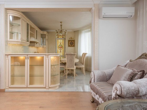 3-к. квартира. Дорогий ремонт. Вул. Саперно-Слобідська 10. Без комісії Київ