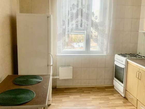 Продажа 2к.кв. в гарному стані по вул. Тростянецька, 6-Ж Київ