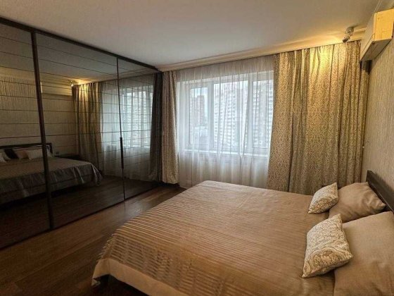 Продам 2к Княжий затон 2/30 с ремонтом Позняки Осокорки Киев