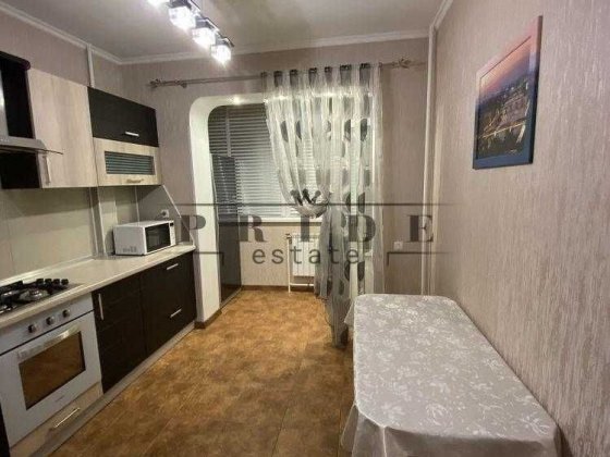 Продаж! 1-кімнатна квартира. Дніпровський р-н. Романа Шухевича Киев