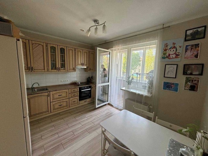 Продаж 2к квартири 68 м² з ремонтом, ЖК Новодарницький - фото 1