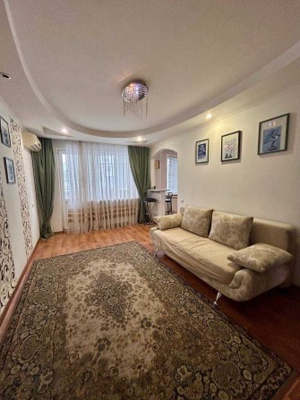 2-кімнатна квартира в  районі ТРЦ Глобал - фото 1