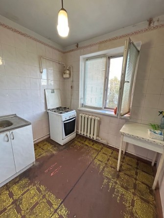 Продается 2-к квартира по ул. Южная - фото 1