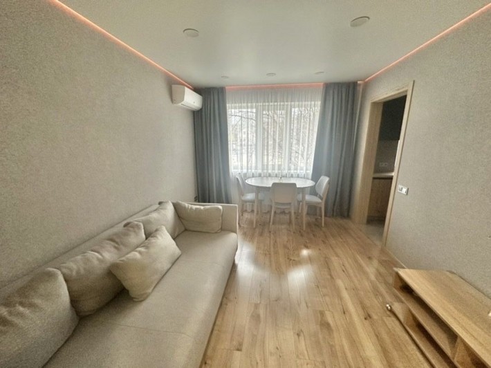 Продам 3к дизайнерскую квартиру р-н ул. Косиора, БЕЗНАЛ - фото 1