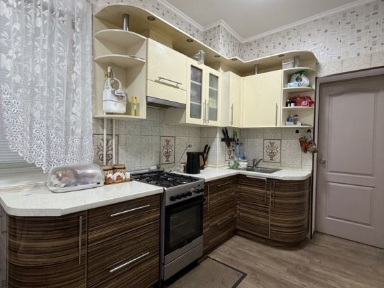 Продаж 2-к квартири в районі Металургів Запоріжжя