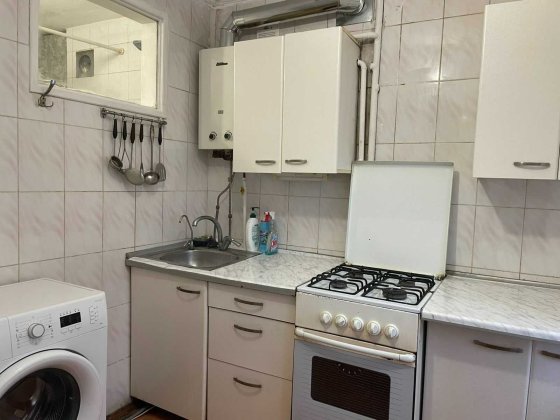 Продам 1 комн. в центре города. Можно сразу вселятся! Дніпро