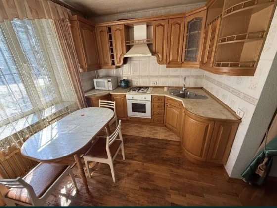 Ексклюзивна 4-х кімнатна квартира з Автономним опаленням