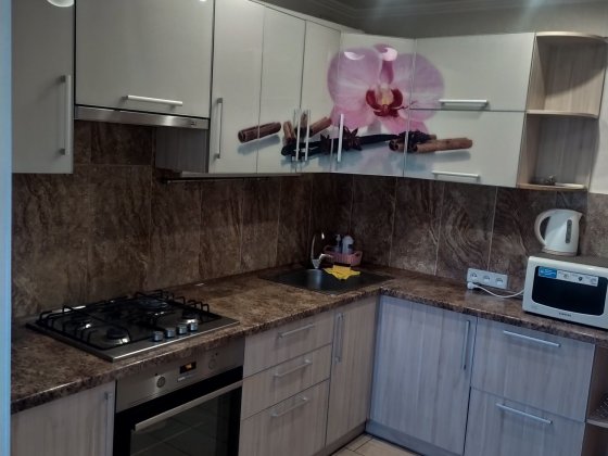 Продаётся 2-ком квартира в Днепровском мкр.Цена 20000уе. Запорожье