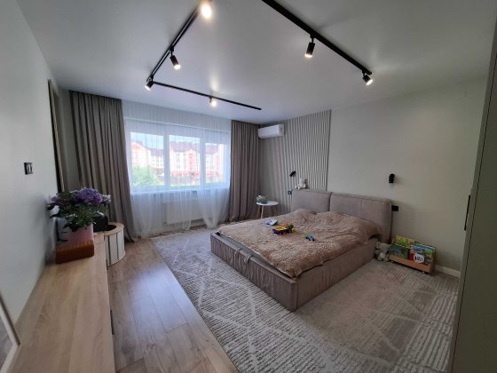 Продаж НОВОБУДОВИ З ремонтом . 2 кімнатна квартира, вул. Тролейбусна, Львів