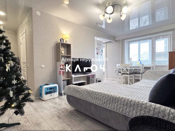 Продаж укомплектованої 3к квартири в районі 5/5 Кропивницкий